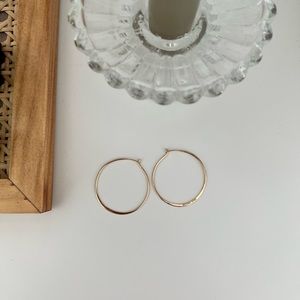 *NEVER WORN* Michael Kors - Thin Gold Hoops